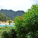 Ξενοδοχείο Hotel Cardedu 3*