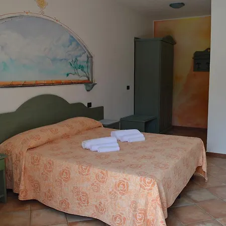 فندق Hotel Cardedu كارديدو