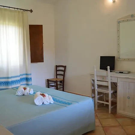 فندق Hotel Cardedu كارديدو