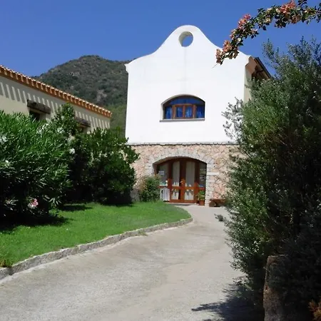 Hotel Cardedu Cardedu